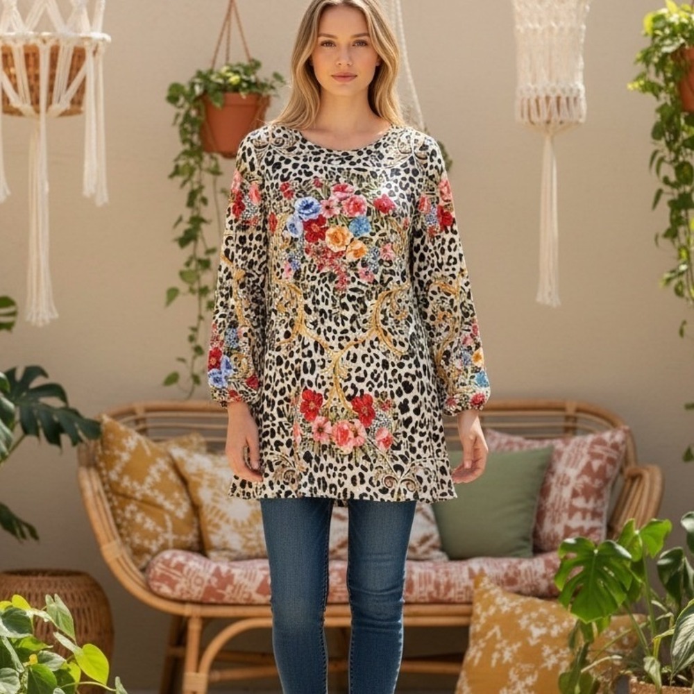 Johnny Was Tunic Women Small Leopard Floral Excellent Boho Animal Print Top